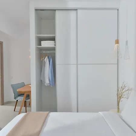 & Hydroussa Sea View Gavrio