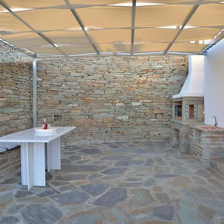 & Hydroussa Sea View