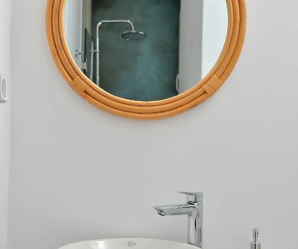 Semesterbostad & Hydroussa Sea View Gavrio