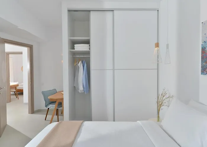 & Hydroussa Sea View Gavrio