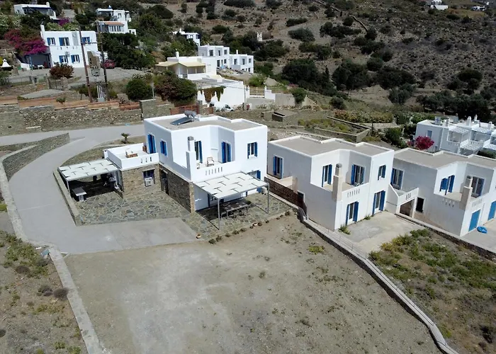 & Hydroussa Sea View