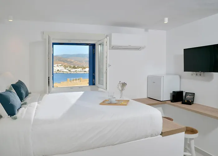 & Hydroussa Sea View Gavrio