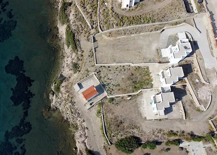 Semesterbostad & Hydroussa Sea View